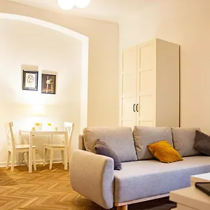 Mieszkanie W Sercu Warszawy Apartament