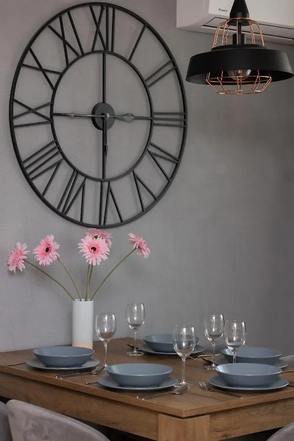 Warsaw City View Apartment With 2 Bedrooms & Ac By Noclegi Renters